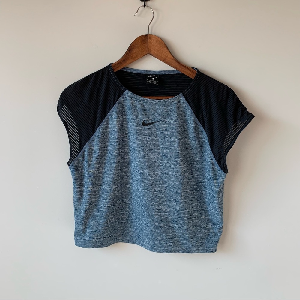 FREE W/ PURCHASE Nike Dri-Fit Crop Top
